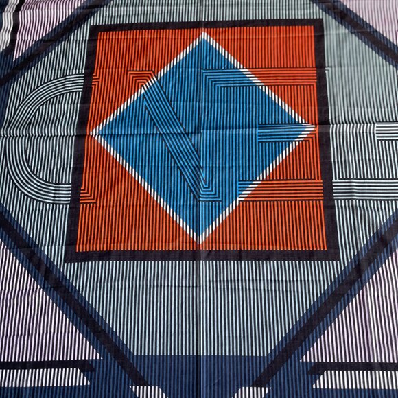 Fendi Cotton Geometric Scarf 41" x 40" - Picture 4 of 14